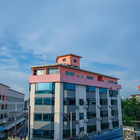 Merry Inn Suites Pattaya Eksteriør bilde