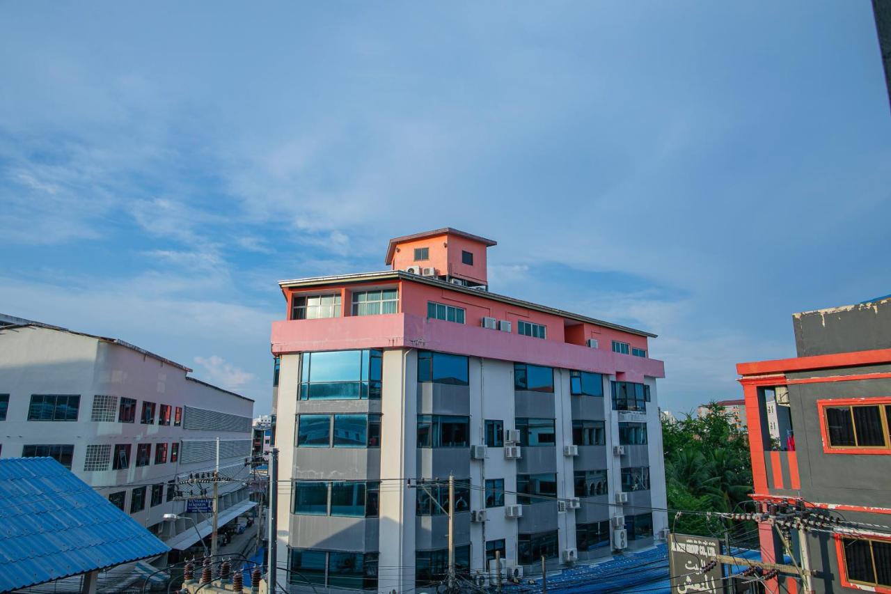 Merry Inn Suites Pattaya Eksteriør bilde